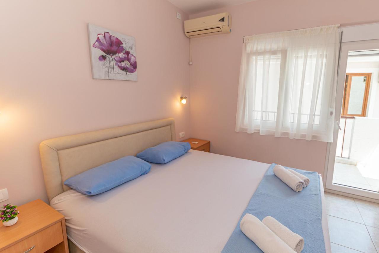Apartments Vjera Petrovac 외부 사진