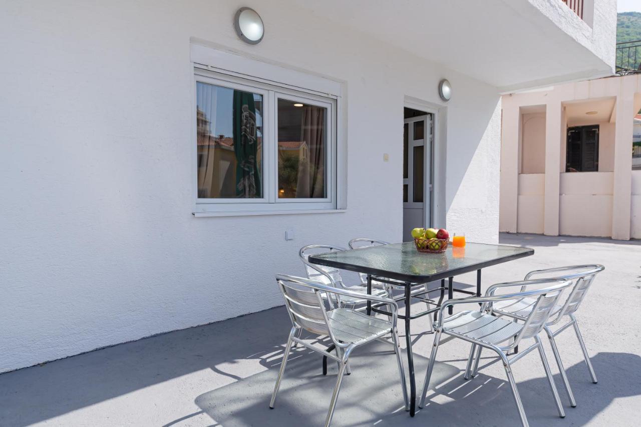 Apartments Vjera Petrovac 외부 사진