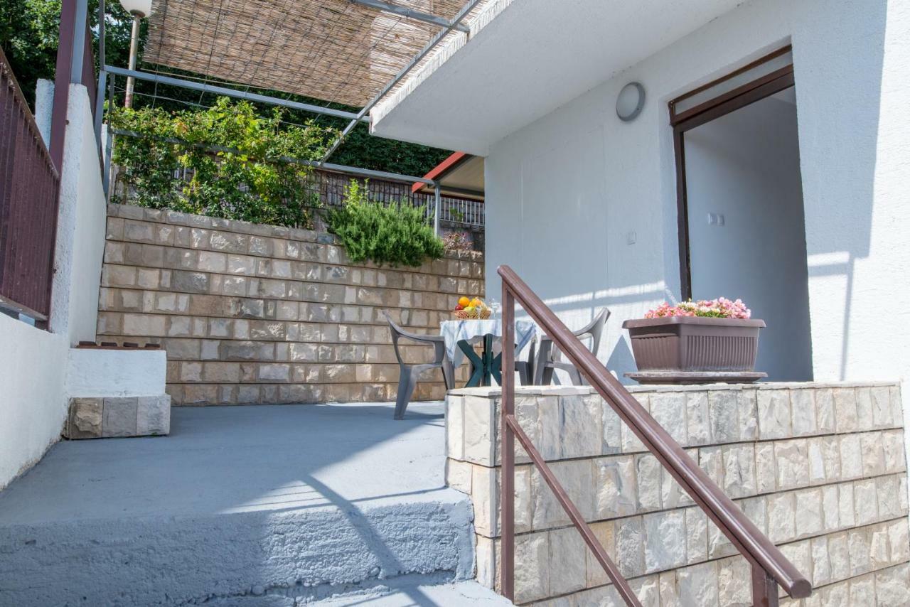 Apartments Vjera Petrovac 외부 사진